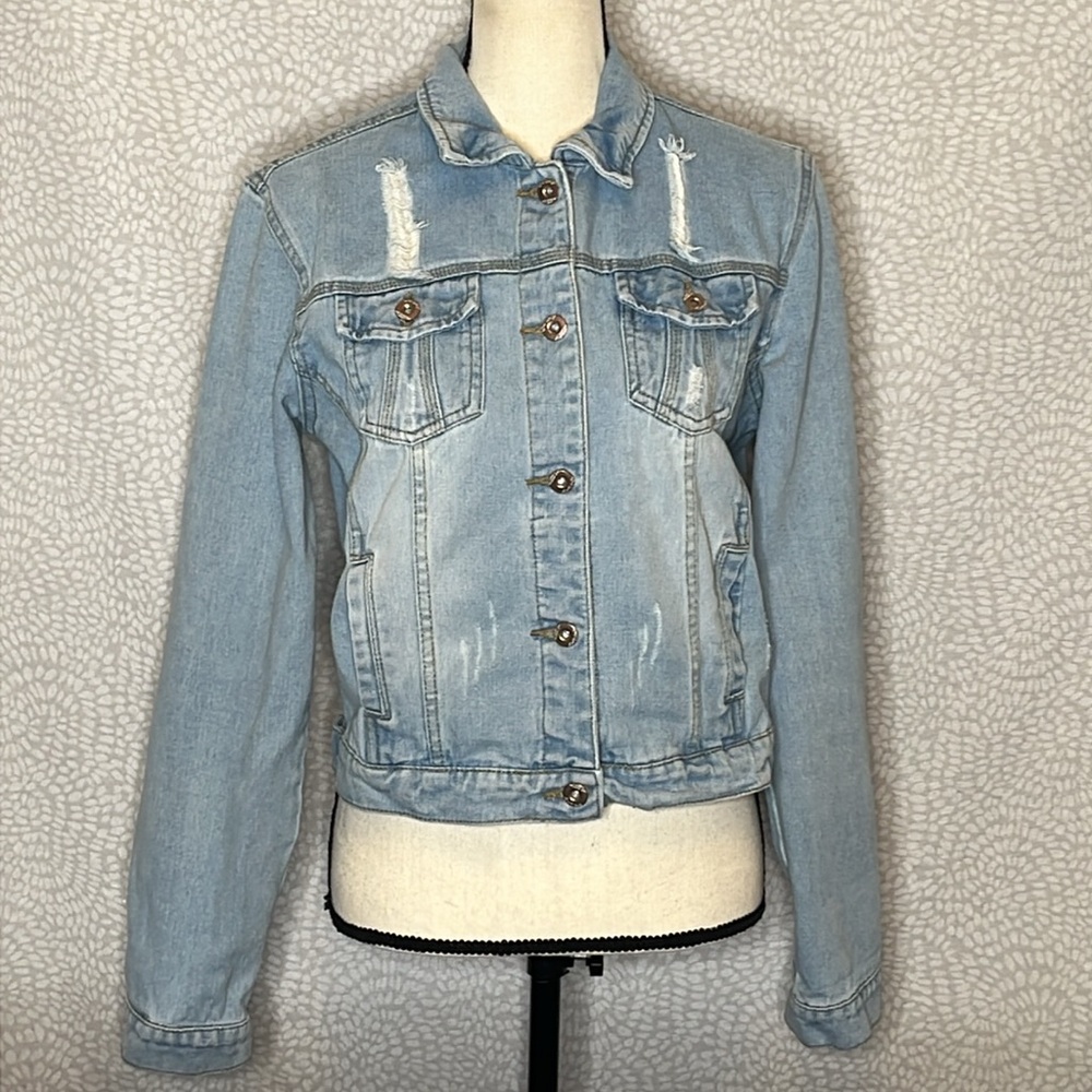 Jean Jacket Distressed - Picture 2 of 16